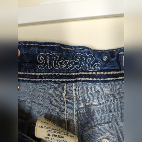 Miss Me Jeans Women's Size 26 Low-rise Easy Crop Rhinestone JE5307C12 - Picture 8 of 9